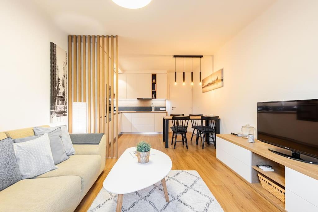 Bnb Slovakia Nivy Bliss Retreat 布拉迪斯拉发 外观 照片